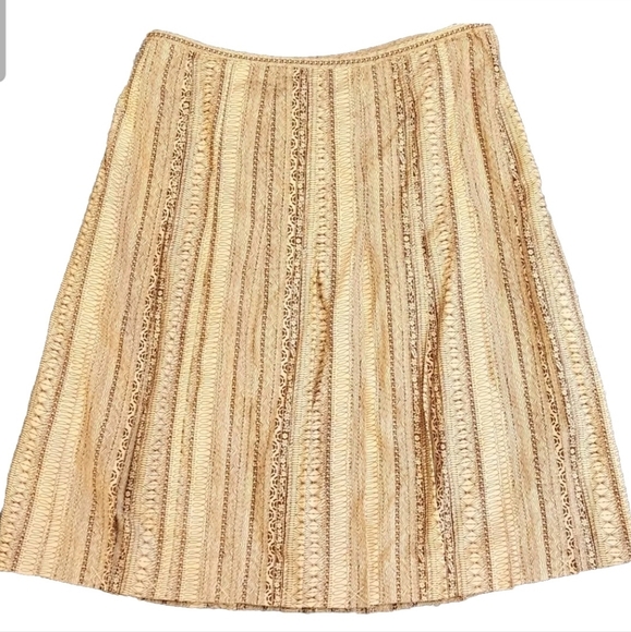 Jones Wear Dresses & Skirts - NWT Jones Wear A-line full pleated skirt geometric pattern Size 10